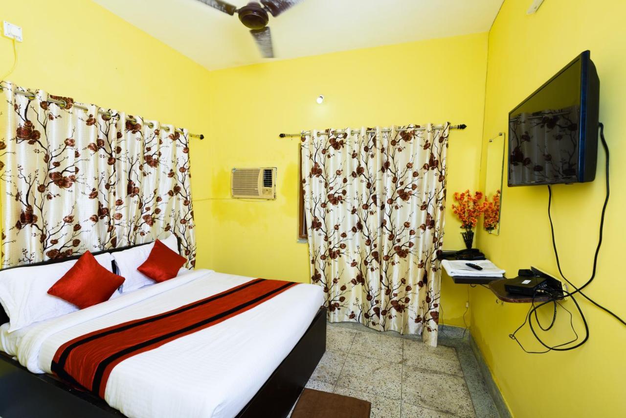 Sterling Baishakhi Hotel Kolkata Exterior photo